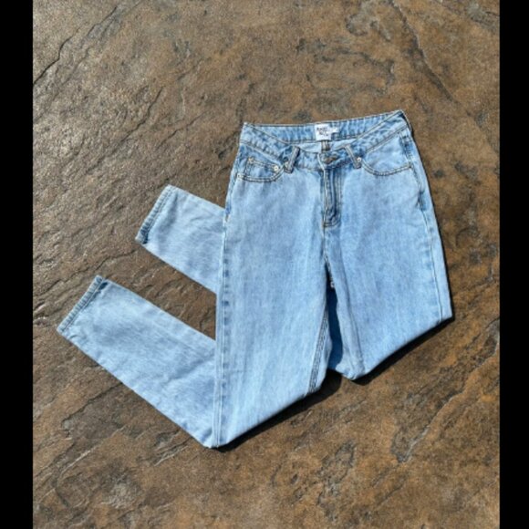 Princess Polly Lightwash Straight Leg Denim Jeans - Picture 1 of 5